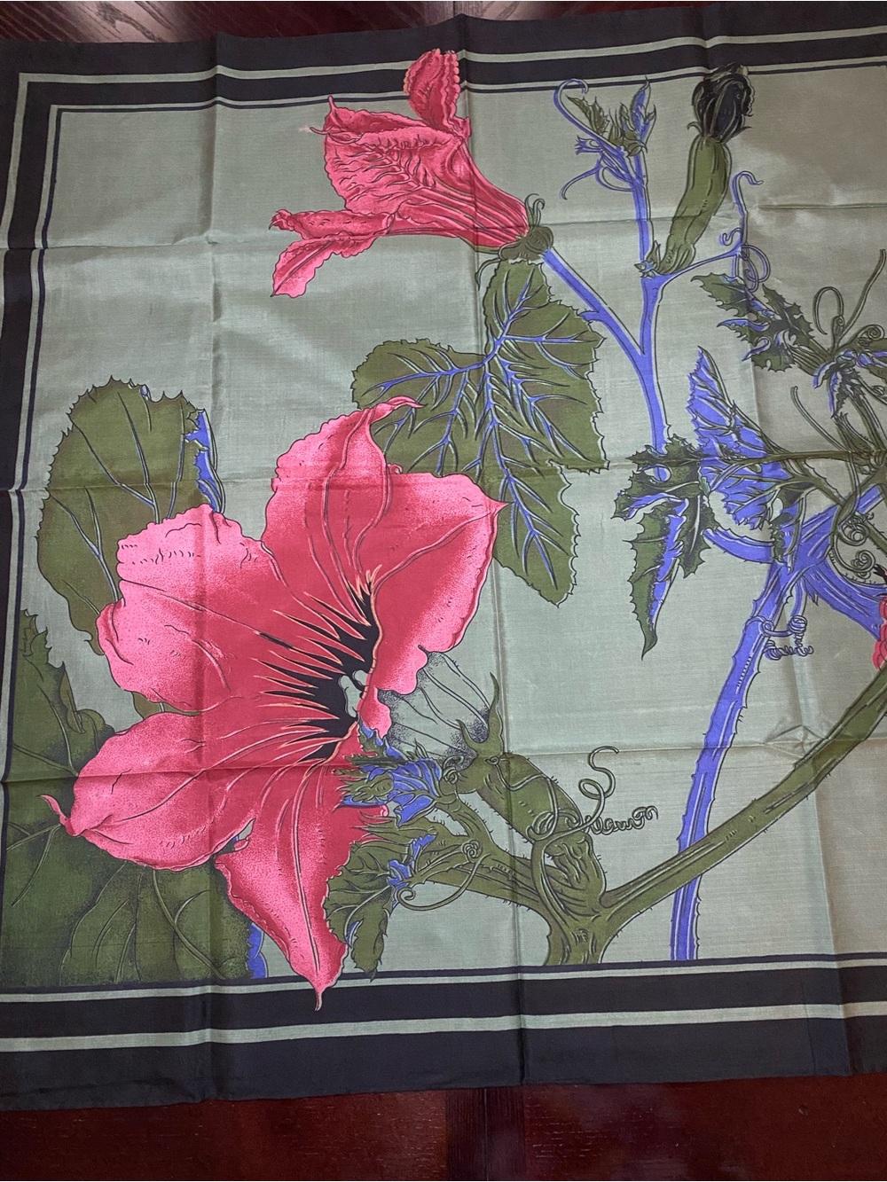 Hand Woven 100% Thai Silk Scarf from the Suzanne Collection floral pattern - Picture 6 of 16